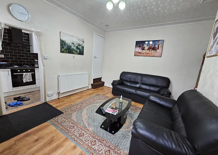 Гостьовий будинок Bright Sunny, Double Bed With Garden, Tv And Wi-fi Лідс