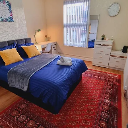 Guest house Bright Sunny, Double Bed With Garden, Tv And Wi-fi *