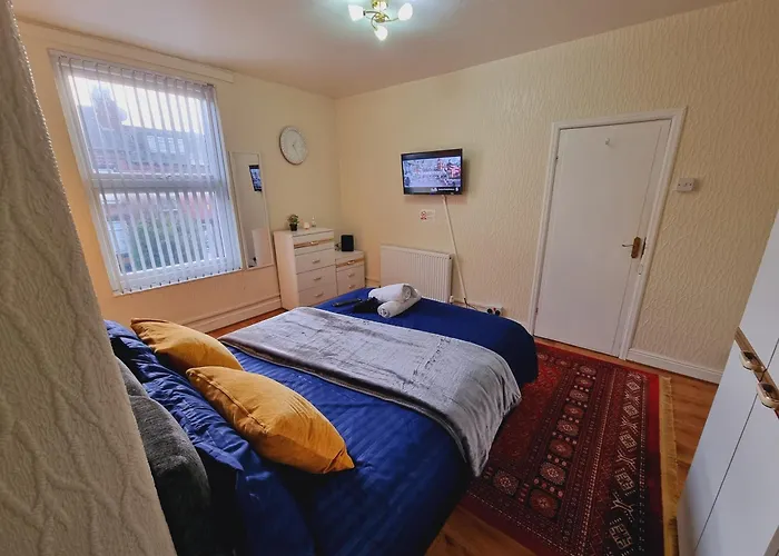 Pensión Bright Sunny, Double Bed With Garden, Tv And Wi-fi