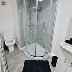 Bright Sunny, Double Bed With Garden, Tv And Wi-fi Konukevi