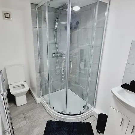 Гостевой дом Bright Sunny, Double Bed With Garden, Tv And Wi-fi