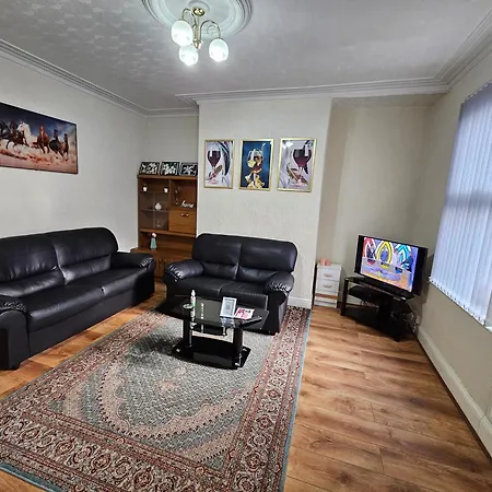 Bright Sunny, Double Bed With Garden, Tv And Wi-fi