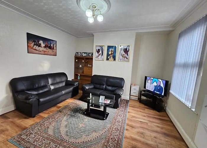 Bright Sunny, Double Bed With Garden, Tv And Wi-fi